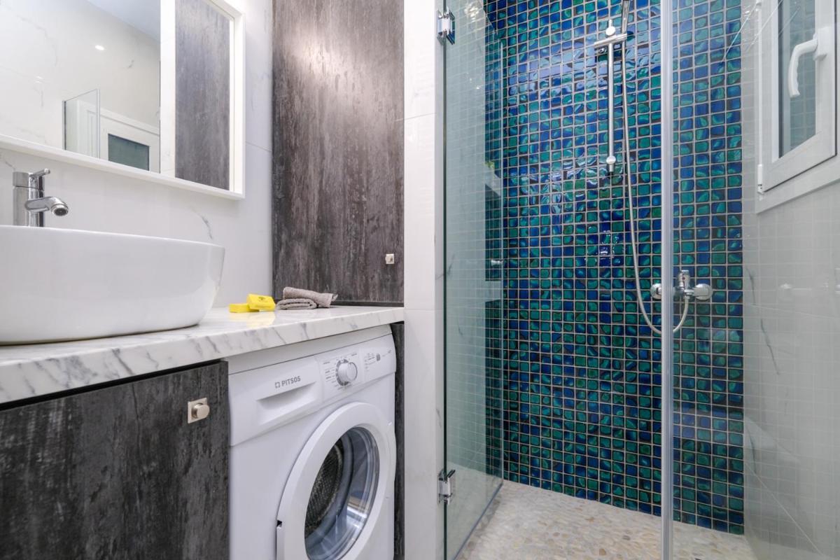 Piraeus 4Th Floor Apartment Luaran gambar